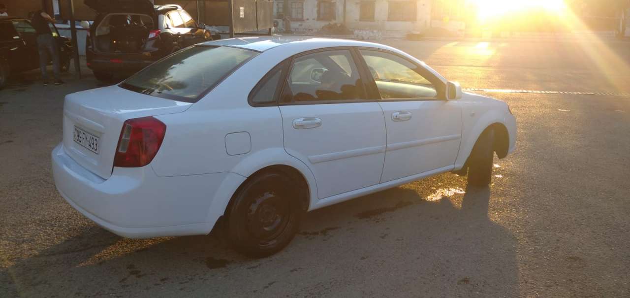 Daewoo Gentra, 2014 il, 0.15 L, 350 000 km